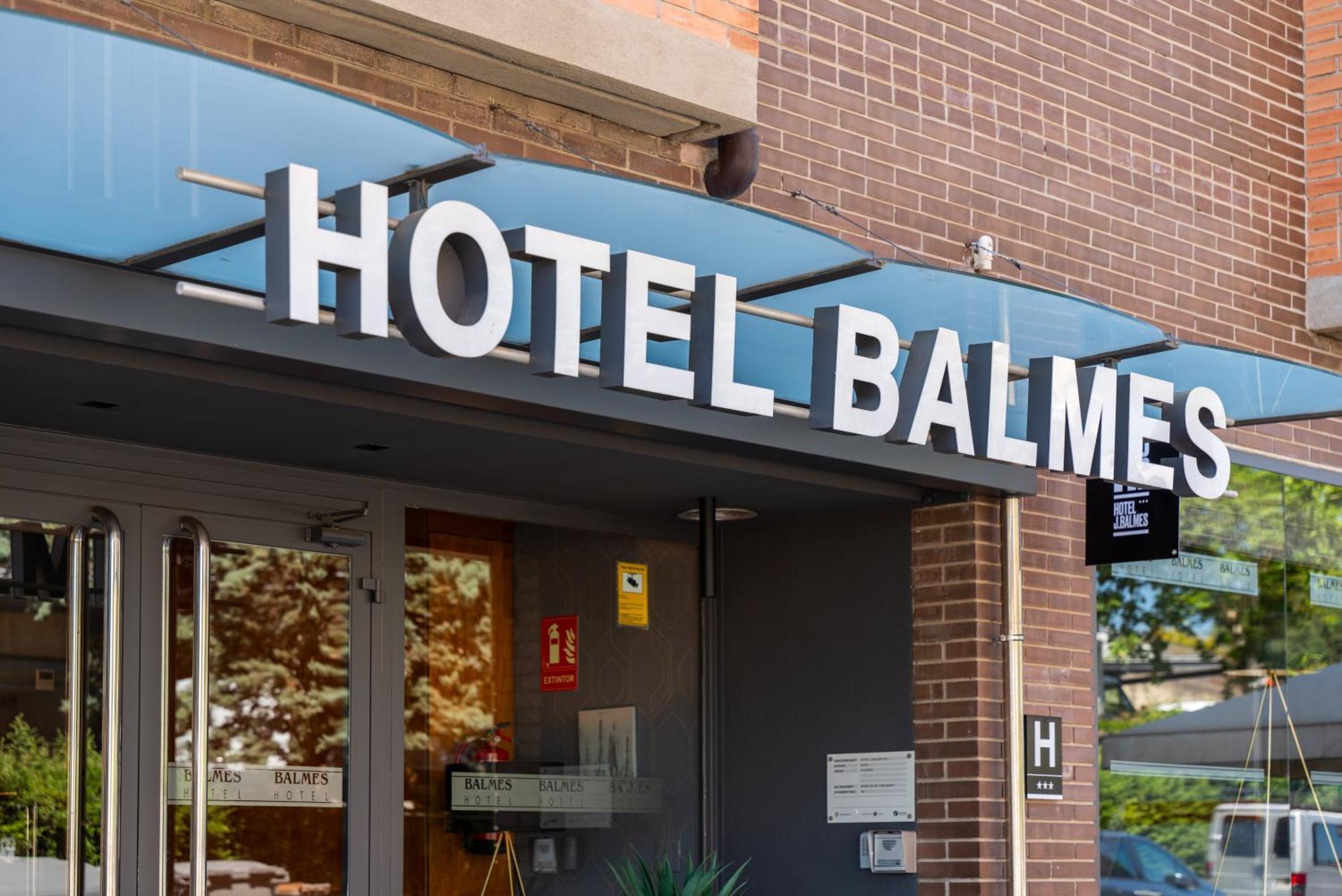 Hotel J. Balmes Vic Eksteriør billede
